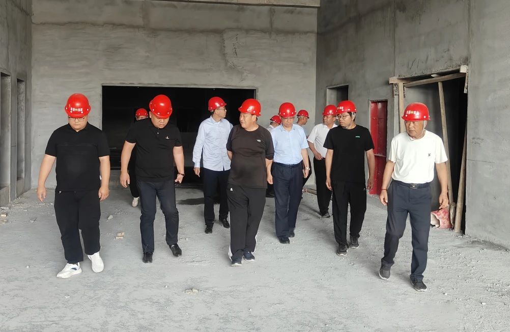 新蒲建設(shè)集團(tuán)董事局主席率集團(tuán)考察團(tuán)赴新鄉(xiāng)骨科醫(yī)院項(xiàng)目開展專項(xiàng)調(diào)研指導(dǎo)